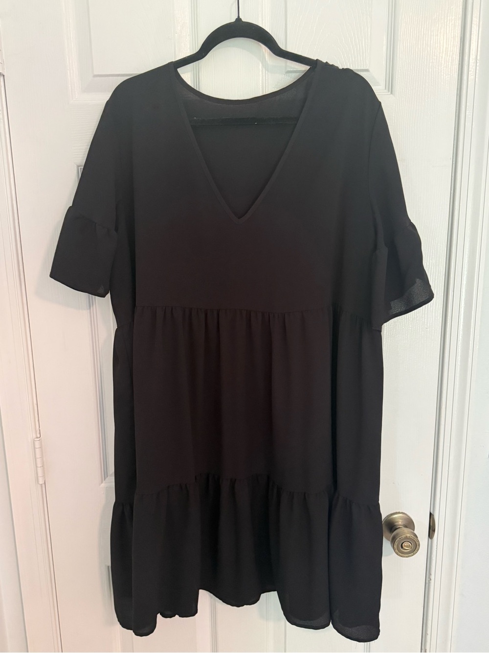 SHEIN Black V-Neck Tiered Mini Dress